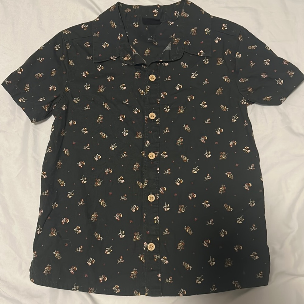 Art Class Floral Button Down